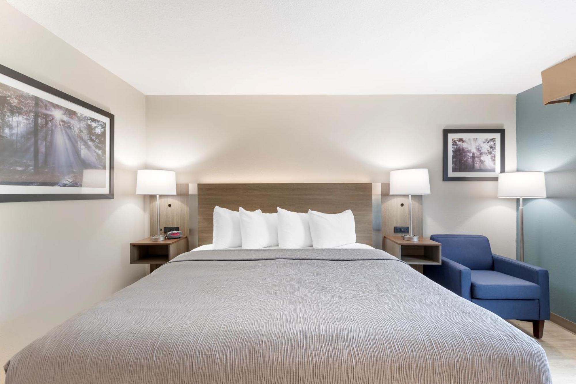 Quality Inn Newton At I-80 エクステリア 写真
